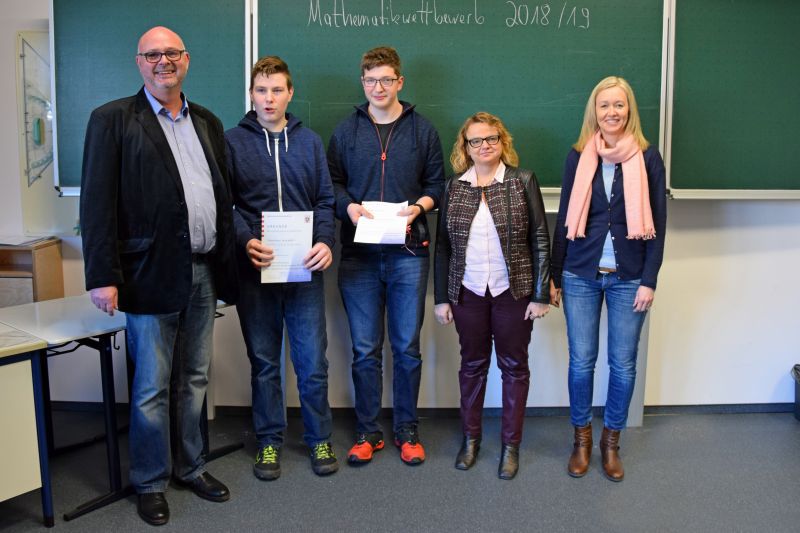 Ehrung der Besten Hauptschüler des Mathematikwettbewerbs 2018/19 an der Johannes-Kepler-Schule.